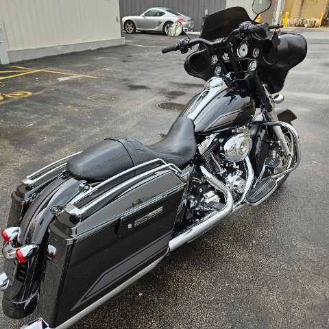 Graphics Kit 10 for Harley-Davidson Street Glide - 2007-2013